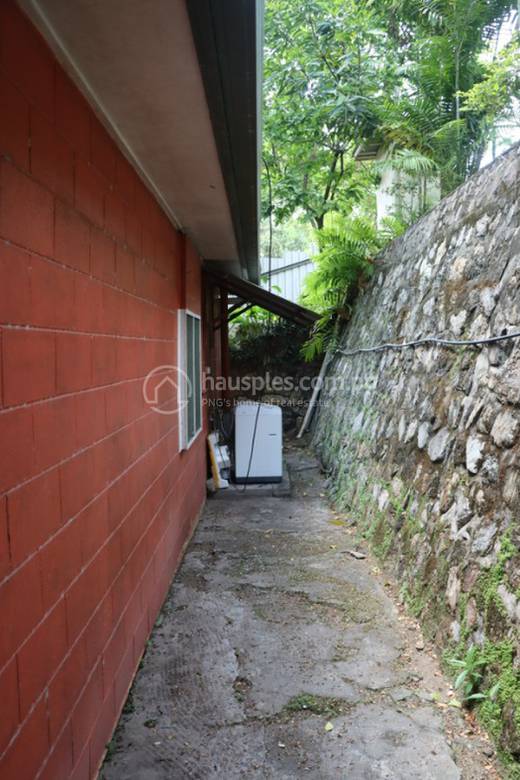 Gallery 01