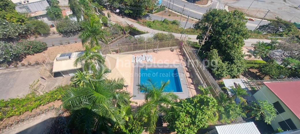 Apartment For Rent with 4 Parking Space