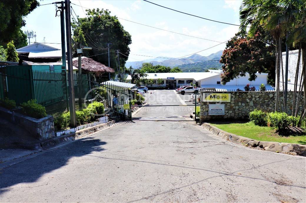 IBBM Commercial Spaces | 220 sqm Living Size Offices For Rent in Port Moresby