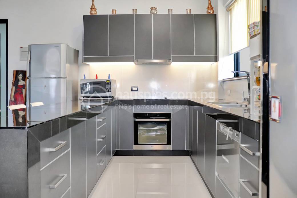Apartment For Rent with 2 Parking Space