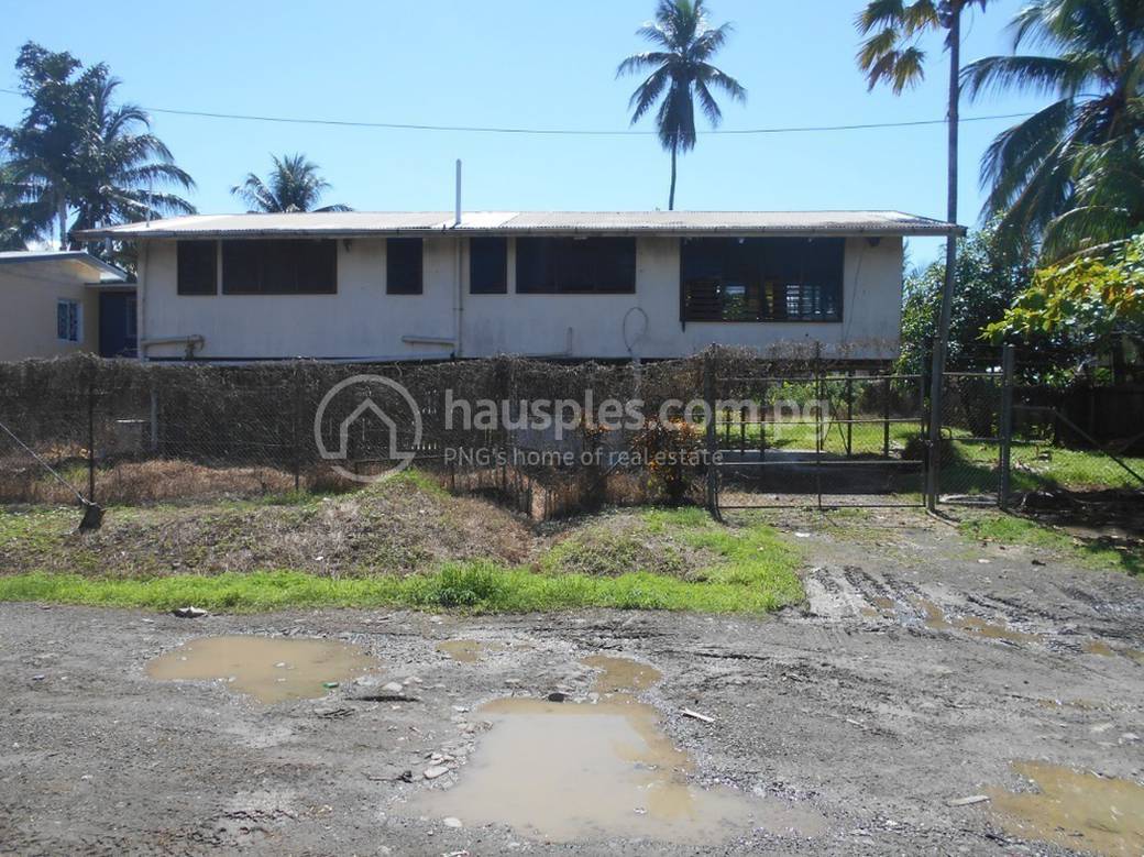 residential House for sale in Lae ID 29811