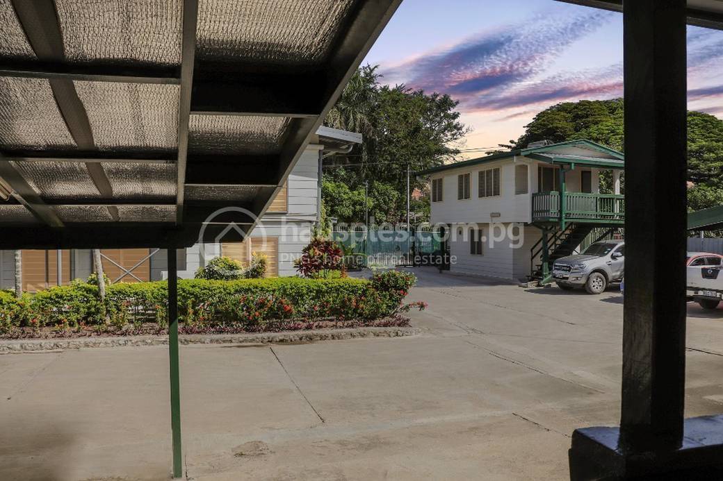 Exceptional Comfort at Maho Place: Your Ideal 3-Bedroom Residence | K1,500 Compounds