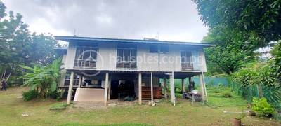 House and lot For Rent with 6 Parking Space