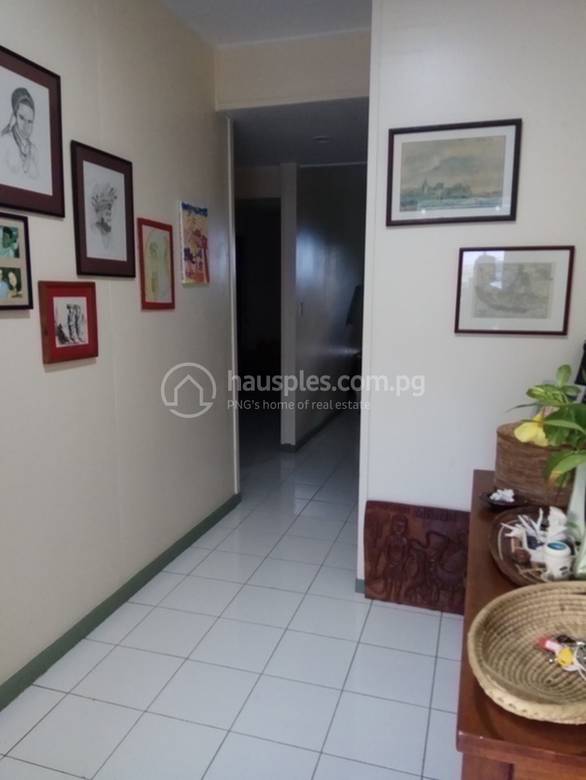 House and lot For Sale with 4 Parking Space