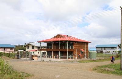 300 sqm Living Size House and lot For Sale in Alotau