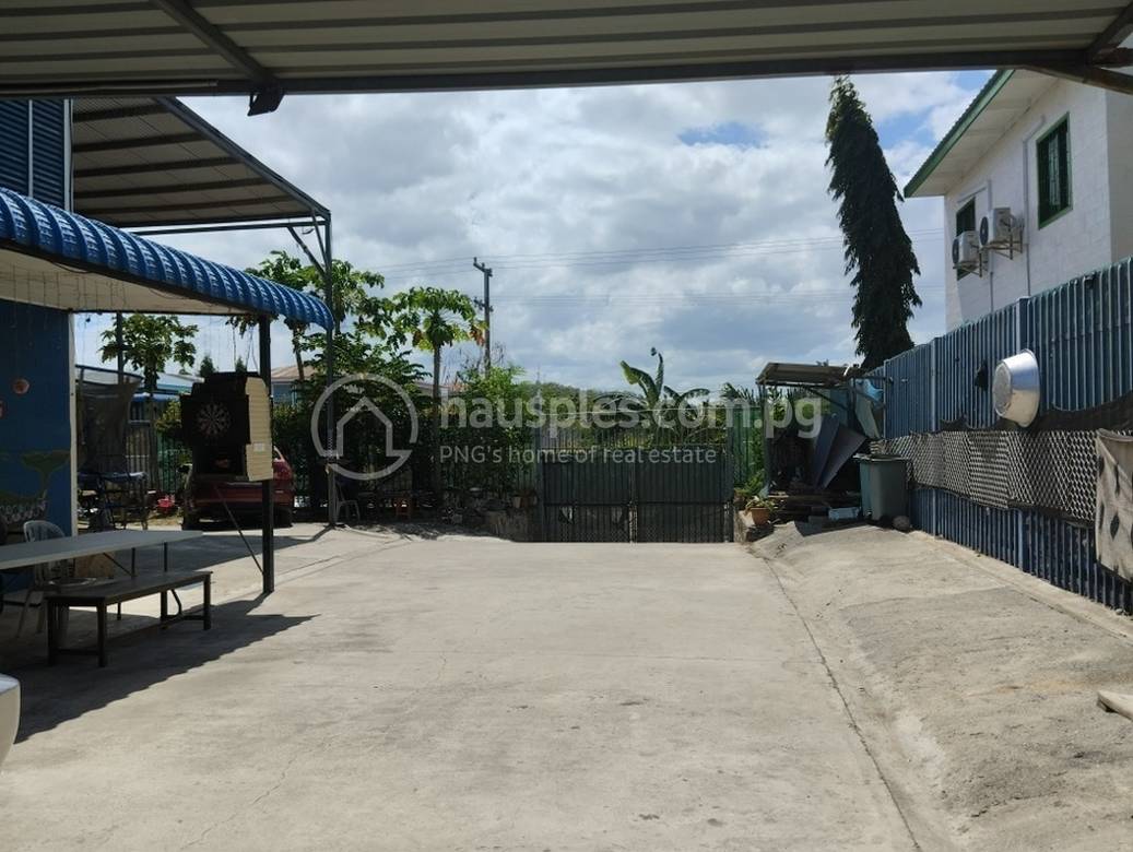 House and lot For Sale in 7 mile, Port Moresby, NCD