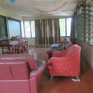 Town House and lot For Rent in Town