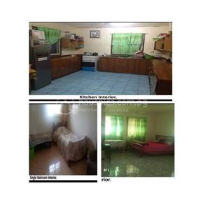 Townhouse Bilong Salim with 1 Parking Space