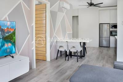 Apartment For Rent with 1 Parking Space