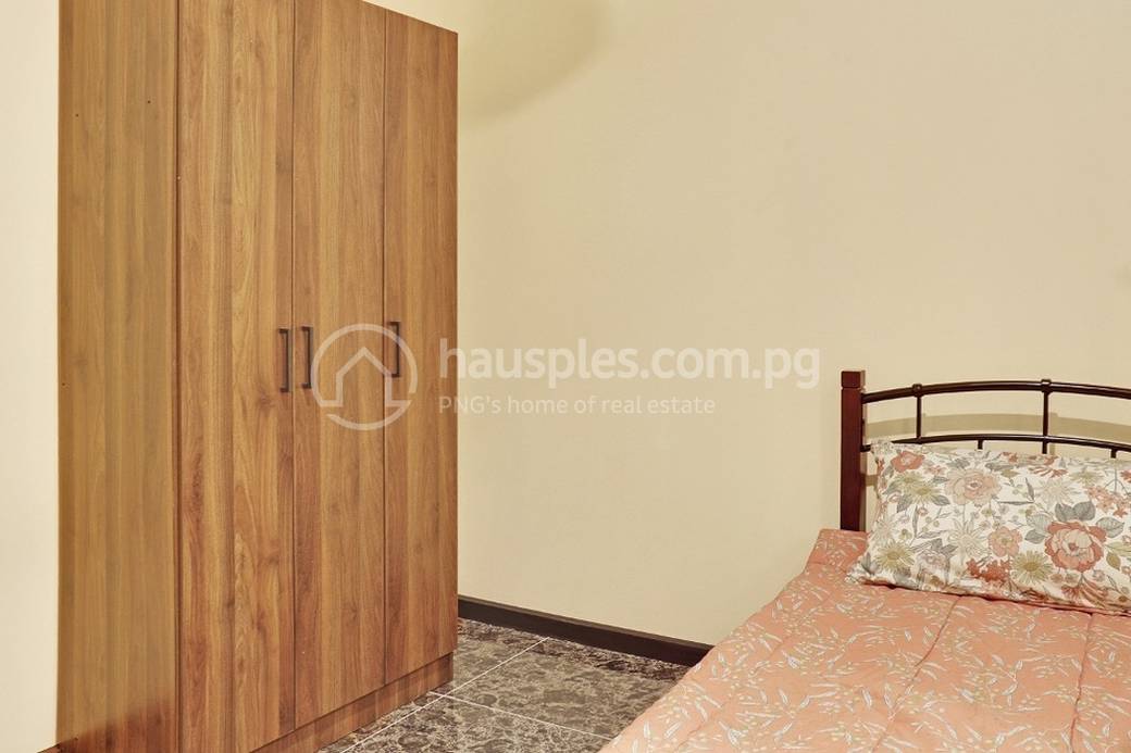 Gallery 01