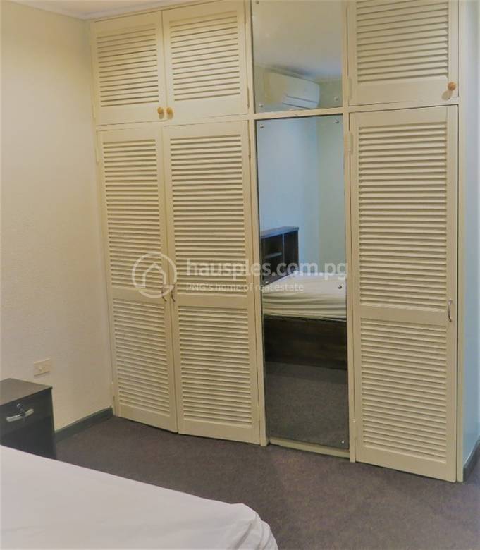 Gallery 01