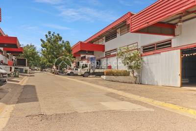 360 sqm Living Size Warehouse For Rent in Port Moresby