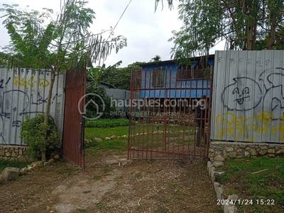 House and lot Bilong Salim in street Fox, Tokarara, Port Moresby, NCD