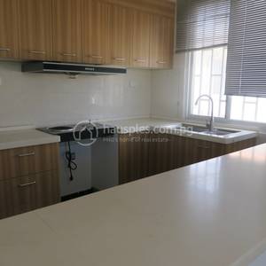 residential BlockOfUnits for rent ใน 7 mile รหัส 29912 3