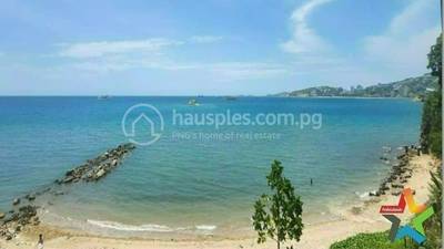 2,769 sqm Land Size Townhouse For Sale