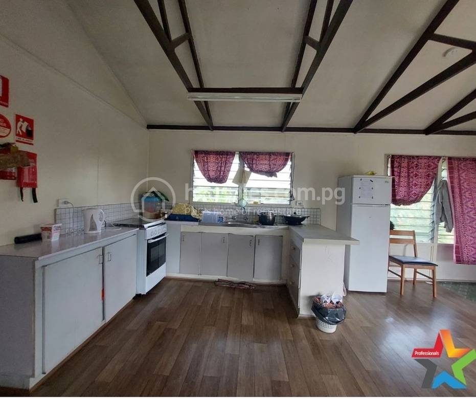 residential House for sale in Waigani ID 31008