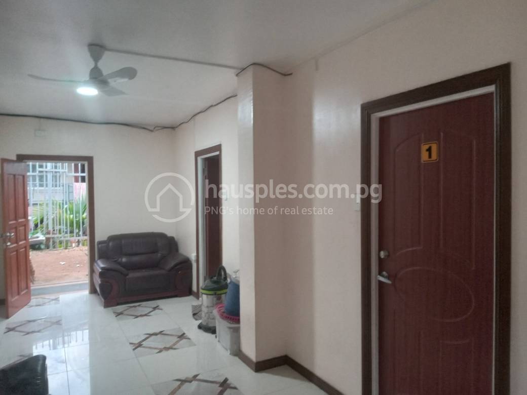 Apartment For Sale with 4 Parking Space