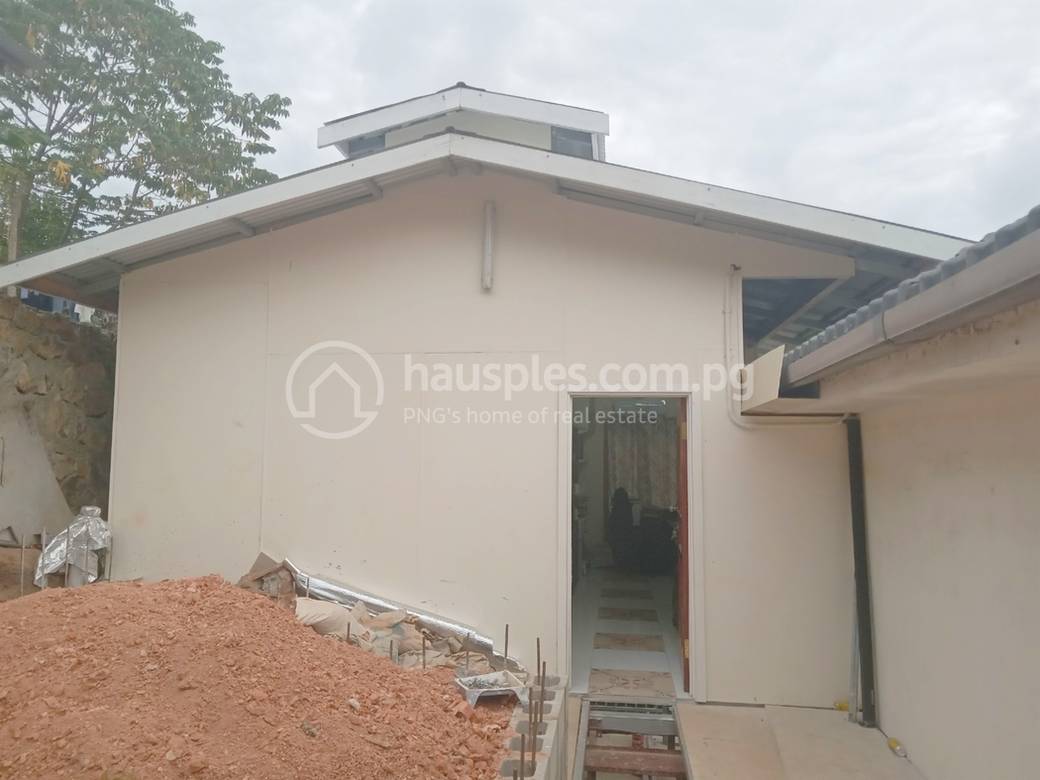 1,000 sqm Land Size Apartment For Sale