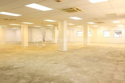 768 sqm Living Size Ol Opis Bilong Rentim in Port Moresby