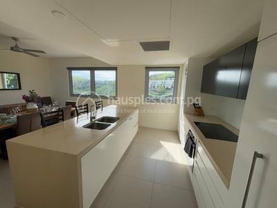 residential Apartment for rent ใน Newtown รหัส 31325 4