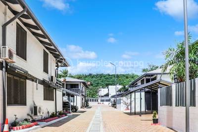 residential Apartment for rent ใน Gordons 5 รหัส 31412 3