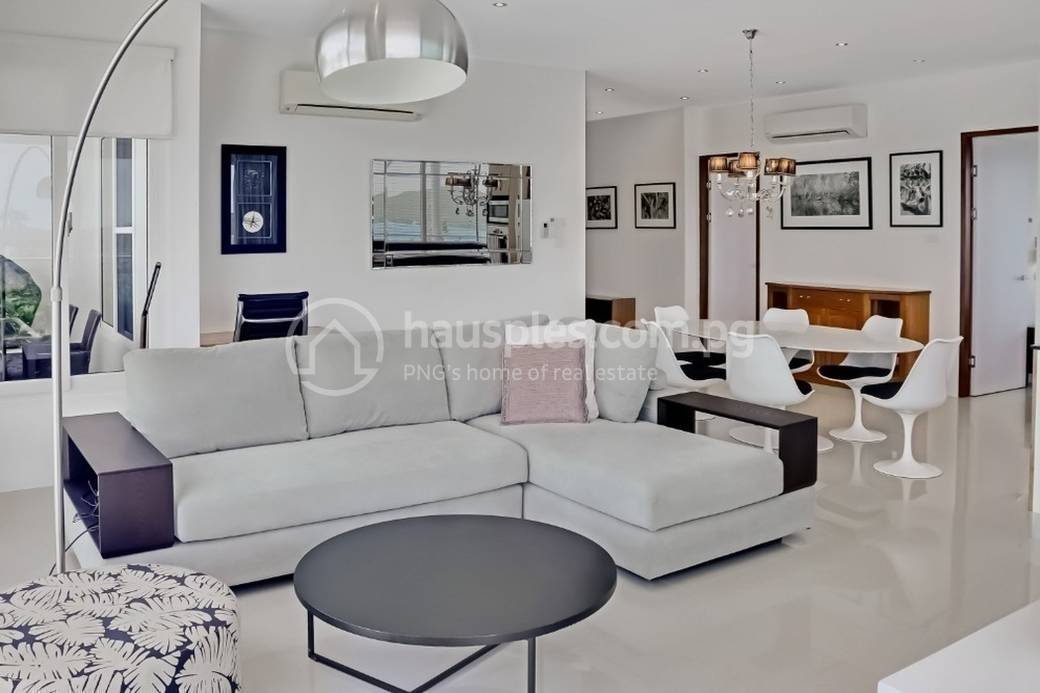 Gallery 01