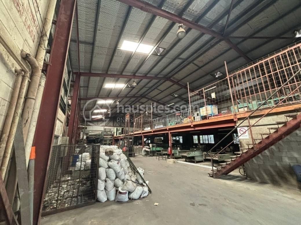 1,600 sqm Living Size Warehouse For Sale & Rent in Port Moresby