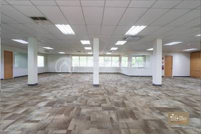 850 sqm Living Size Ol Opis Bilong Rentim in Port Moresby
