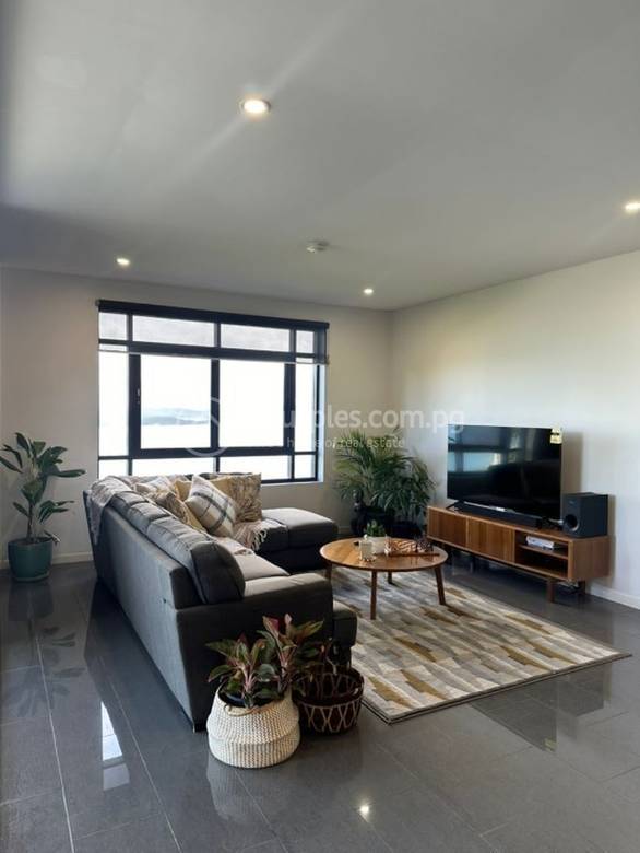 Apartment For Rent with 1 Parking Space