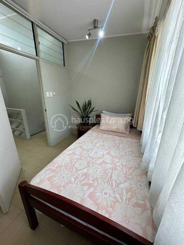 Gallery 01