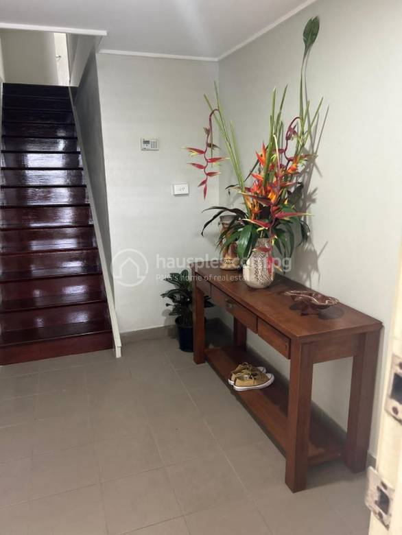 Gallery 01