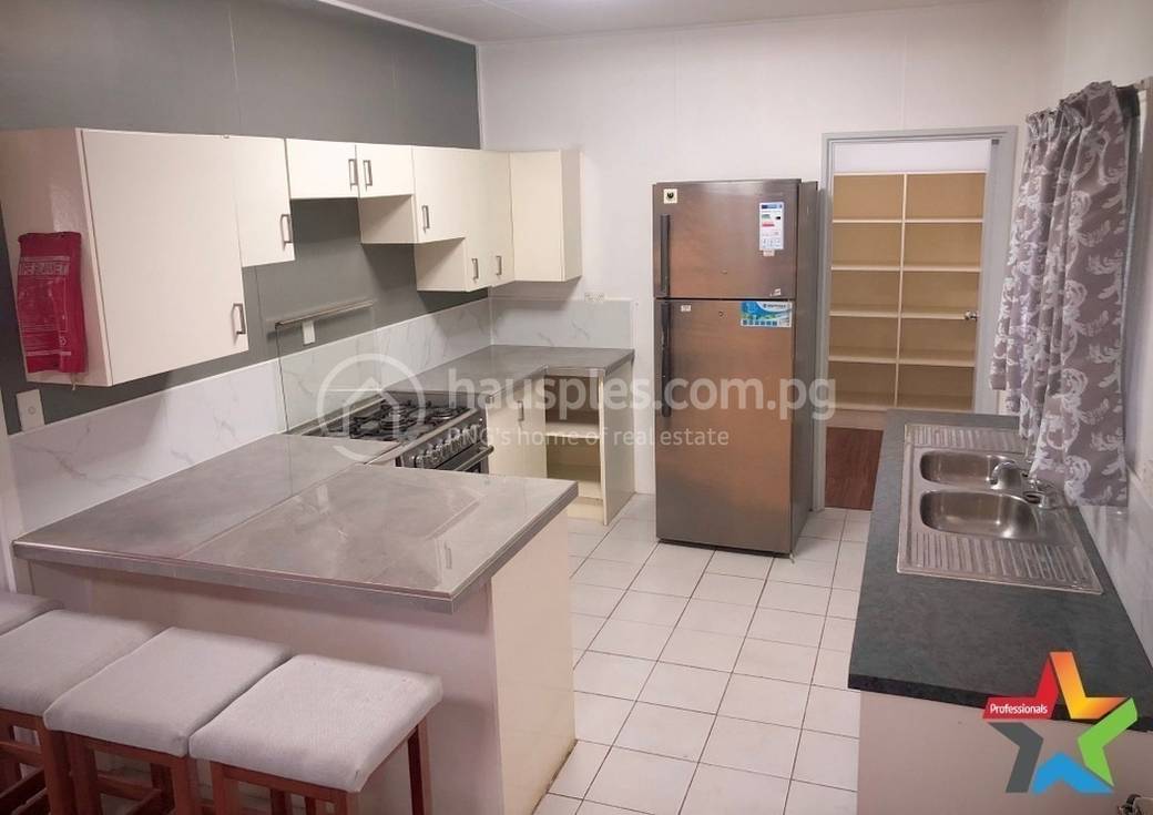 residential DuplexSemi-detached for rent in Boroko ID 31150