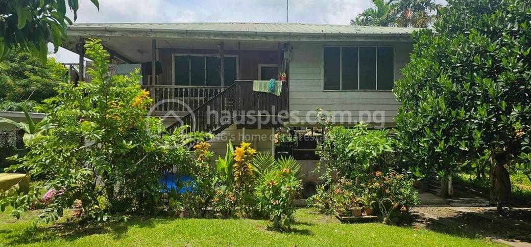 residential DuplexSemi-detached for sale in Kinabot ID 31498
