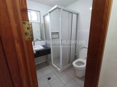 residential BlockOfUnits for rent ใน Boroko East รหัส 31606 11