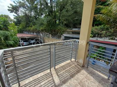 residential BlockOfUnits for rent ใน Boroko East รหัส 31606 23