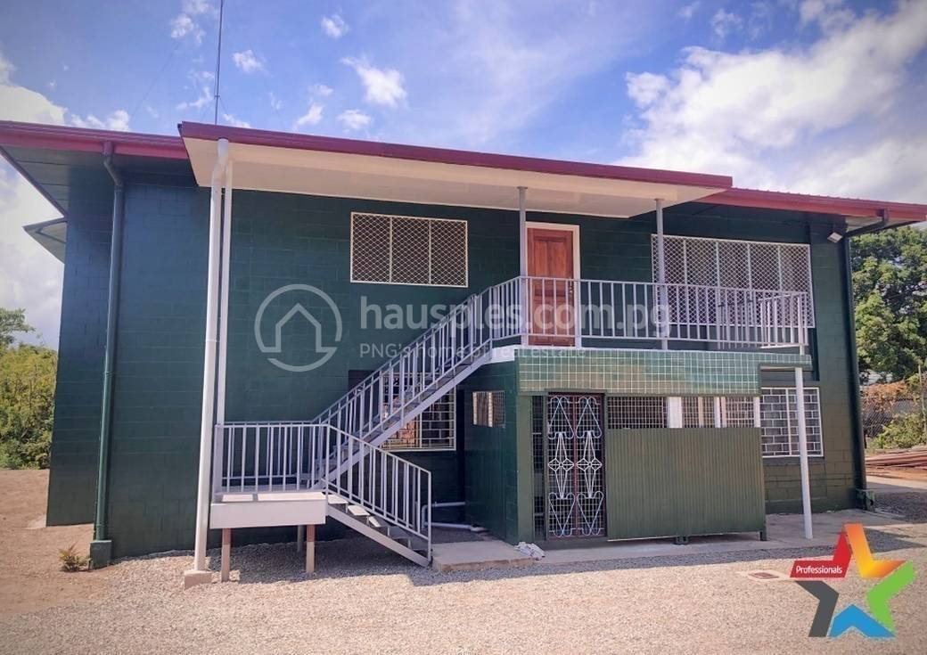 residential DuplexSemi-detached for rent in Gordons ID 31682