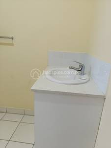 residential Apartment for rent ใน 7 mile รหัส 31703 18