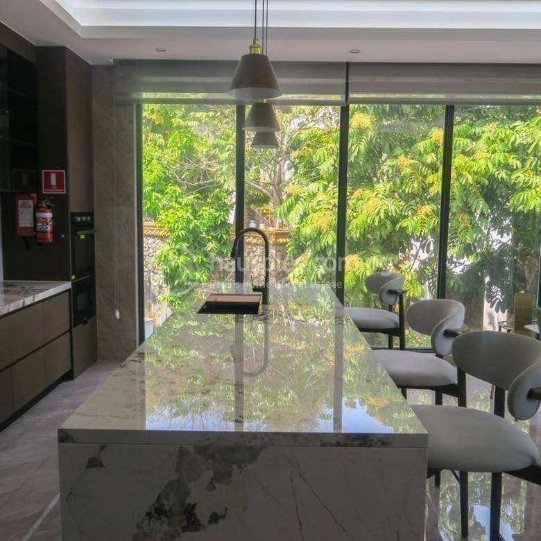 residential Apartment for rent in Town ID 31680