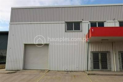 Industrial For Rent with 3 Parking Space