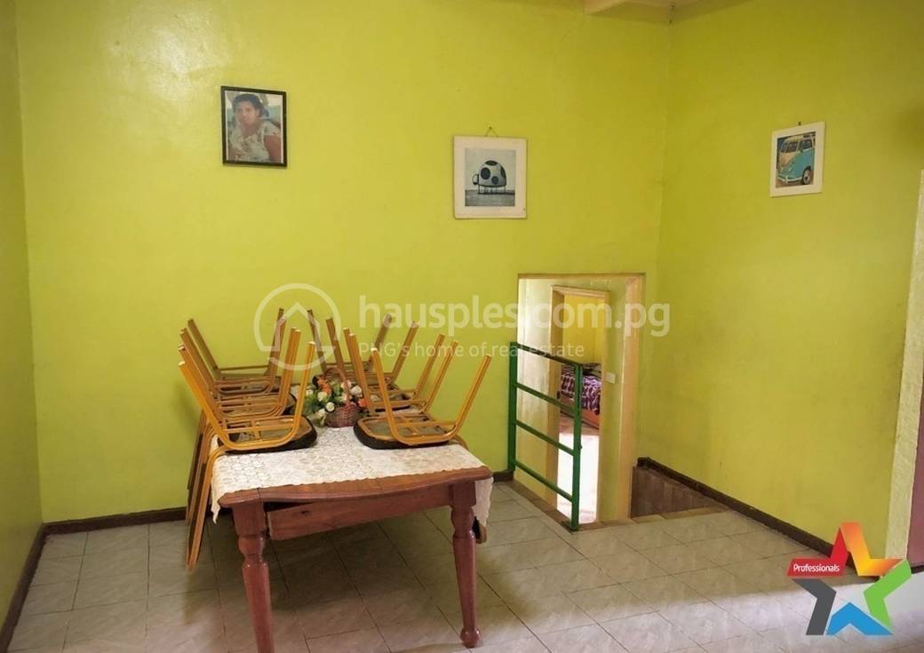House and lot For Sale in Tokarara, Port Moresby, NCD