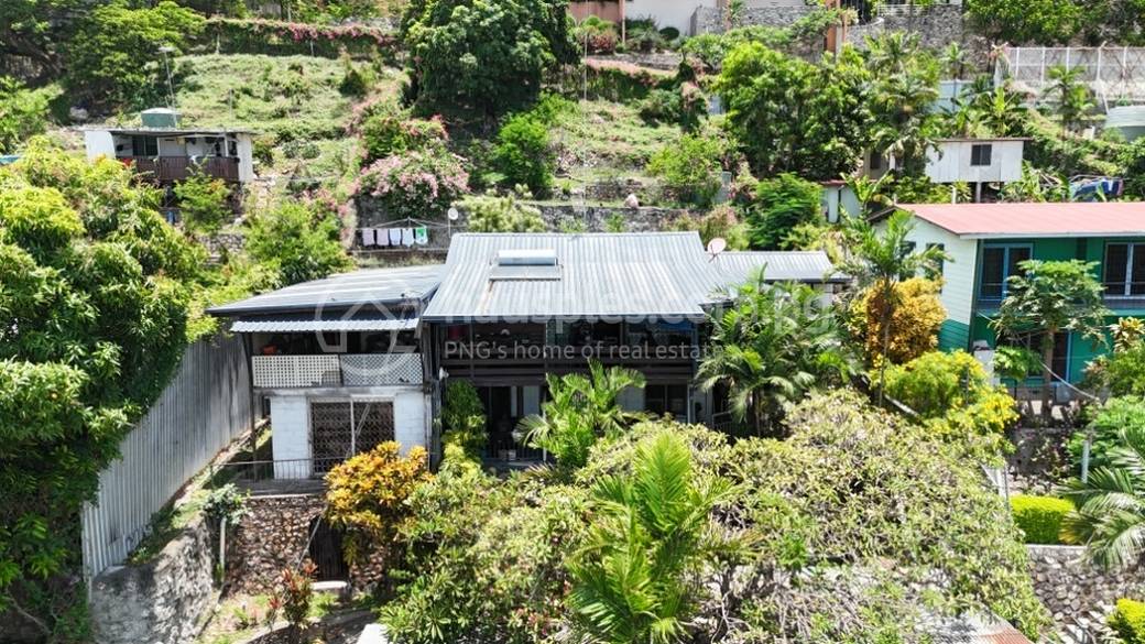 residential House for sale in Town ID 31810