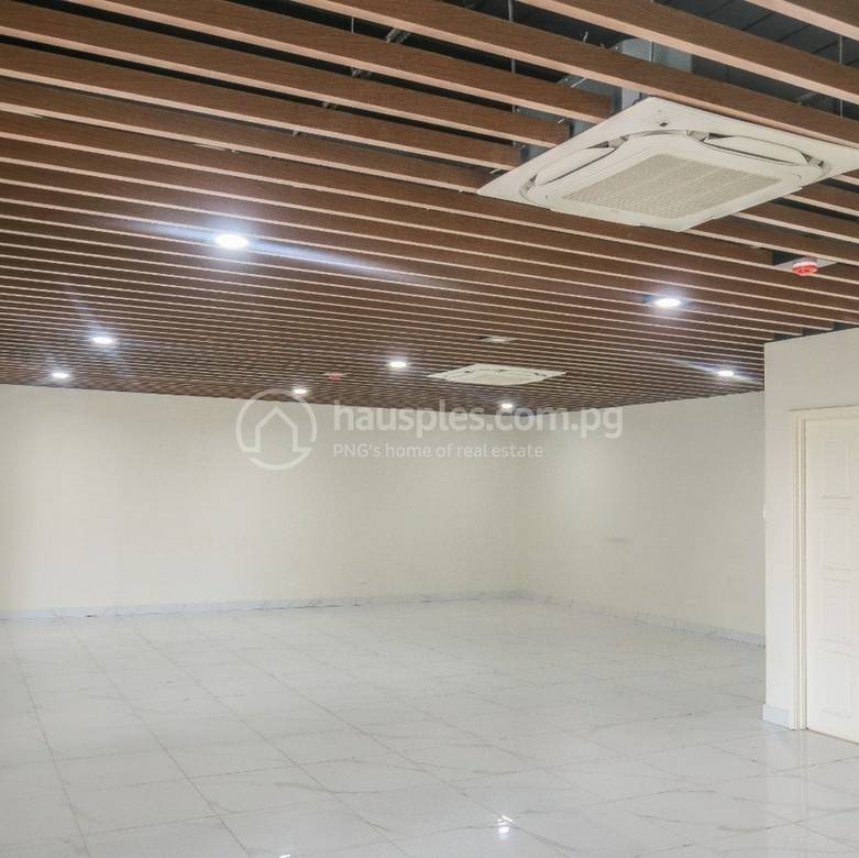 Ol Opis Bilong Rentim with 2 Parking Space