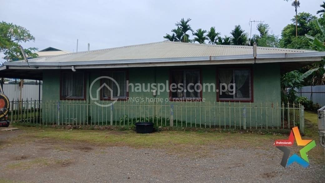 1 x 3-bedroom stand alone house