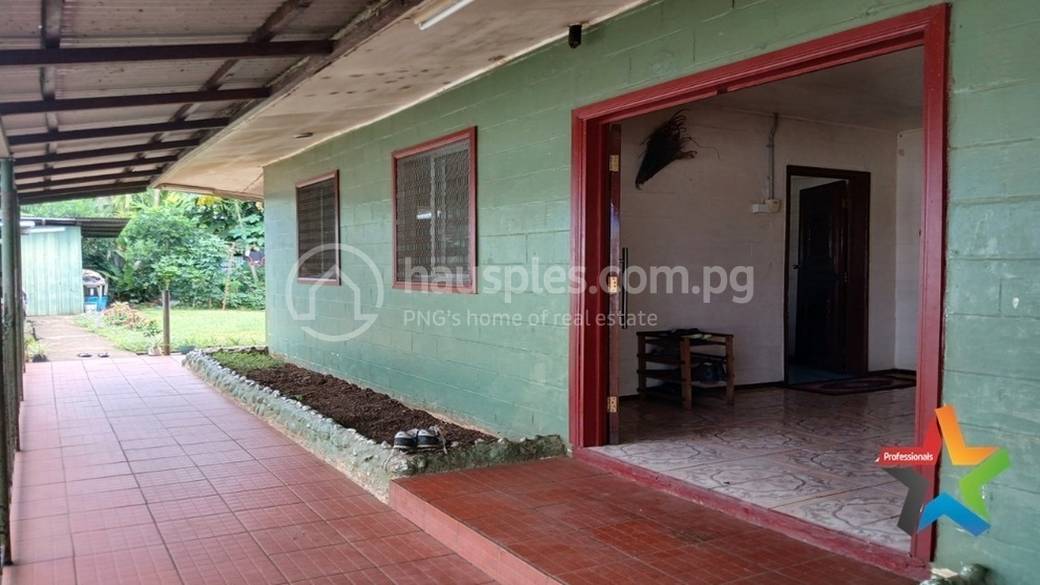 House and lot Bilong Salim with 2 Parking Space