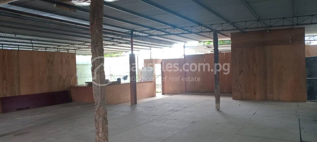 commercial Retail for rent in Gordons ID 31900