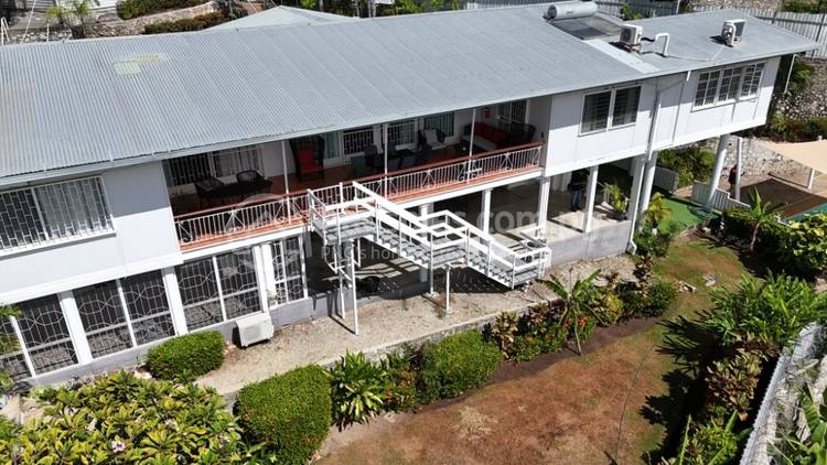 3 Bedrooms House and lot For Rent