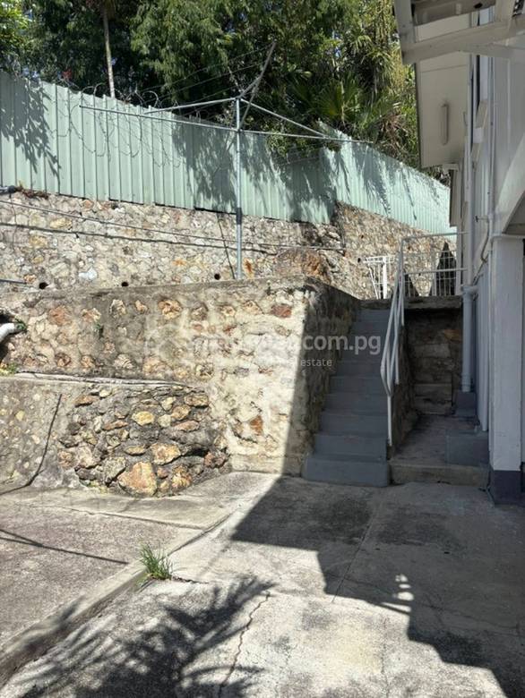 House and lot For Rent with 2 Parking Space