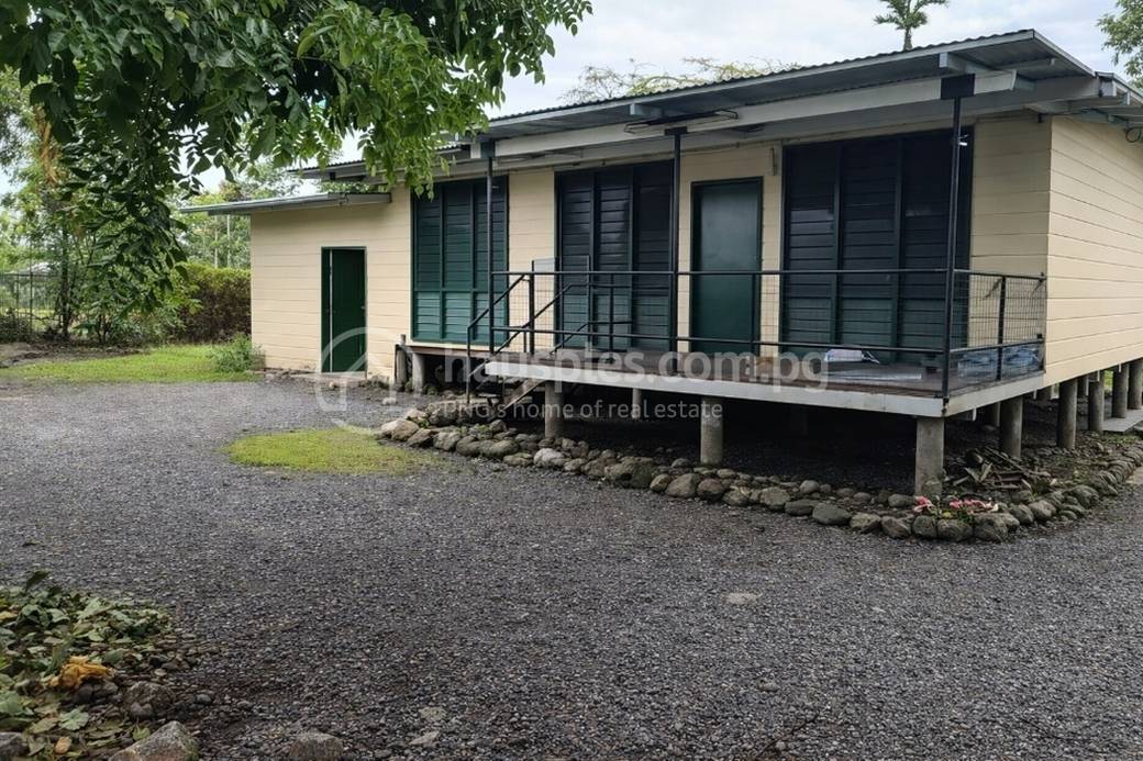 residential House for sale in Lae ID 32029