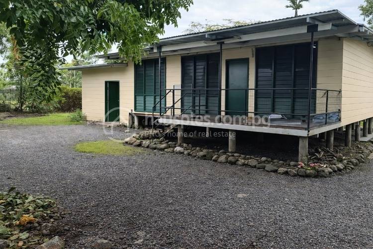 3 Bedrooms House and lot For Sale