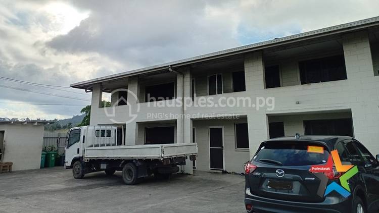 3 Bedrooms Apartment For Rent